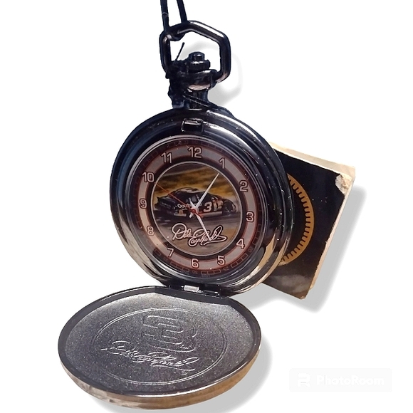 Commemorative Dale Earnhardt Sr. Franklin Mint Pocket Watch & Leather Case - Picture 10 of 16
